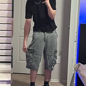 Helix Baggy Cargo Shorts  -Missing all pocket buttons